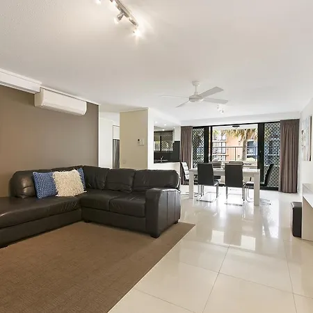 Clubb Coolum Beach Resort Sunshine Coast Room photo