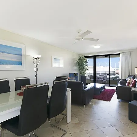 Clubb Coolum Beach Resort Sunshine Coast Room photo