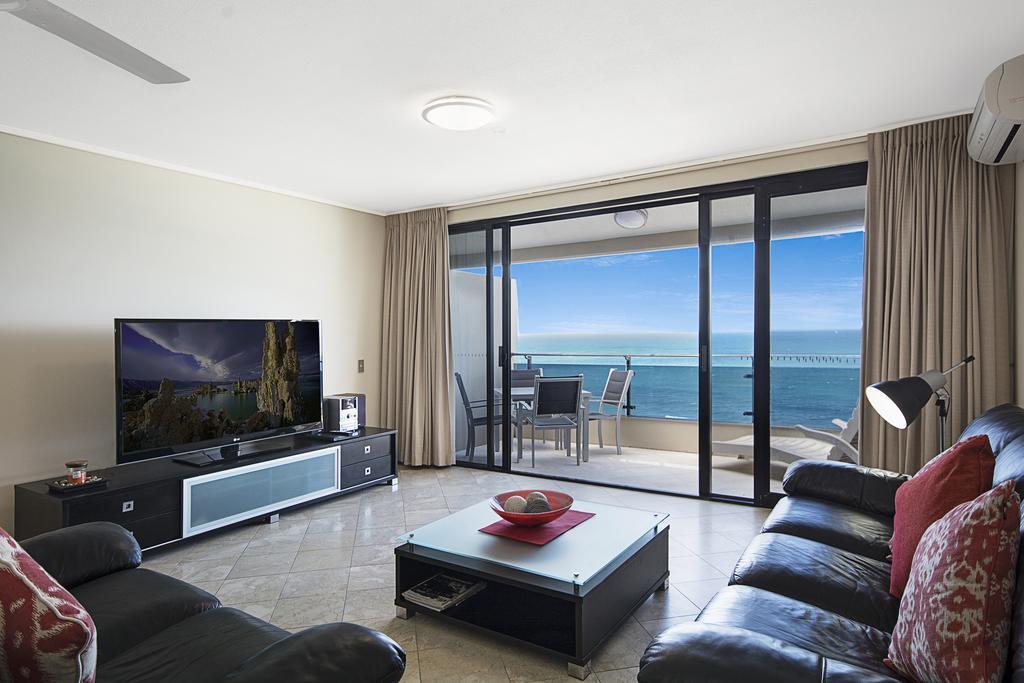 Clubb Coolum Sunshine Coast 4* Coolum Beach